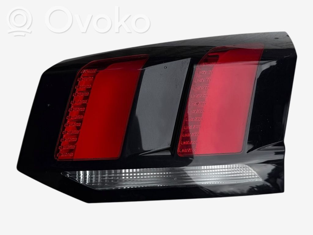 Peugeot 5008 II Lampa tylna 