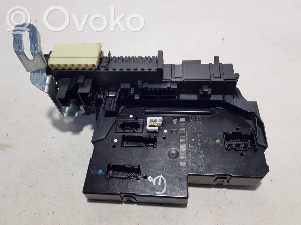 Ramka / Moduł bezpieczników   2049000902HH,5DK00922513,A2049000902