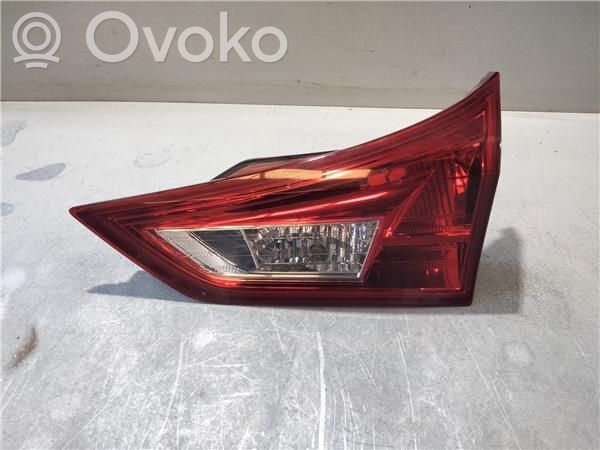 Toyota Auris E180 Лампочка 