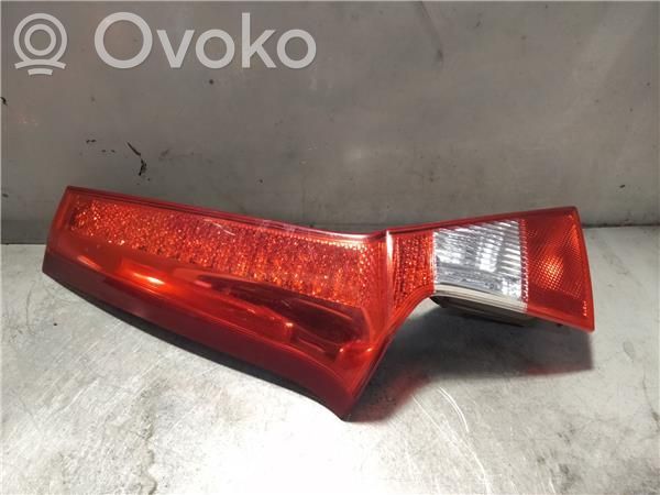 Volvo XC70 Rear tail light bulb 