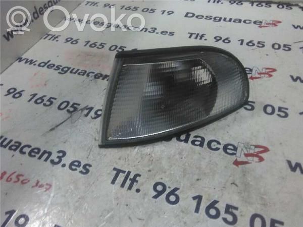 Audi A4 S4 B5 8D Front indicator light 
