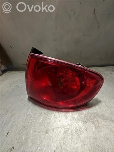 Lámpara de faros/luces traseros