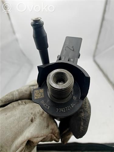 Inyector de combustible   779272104