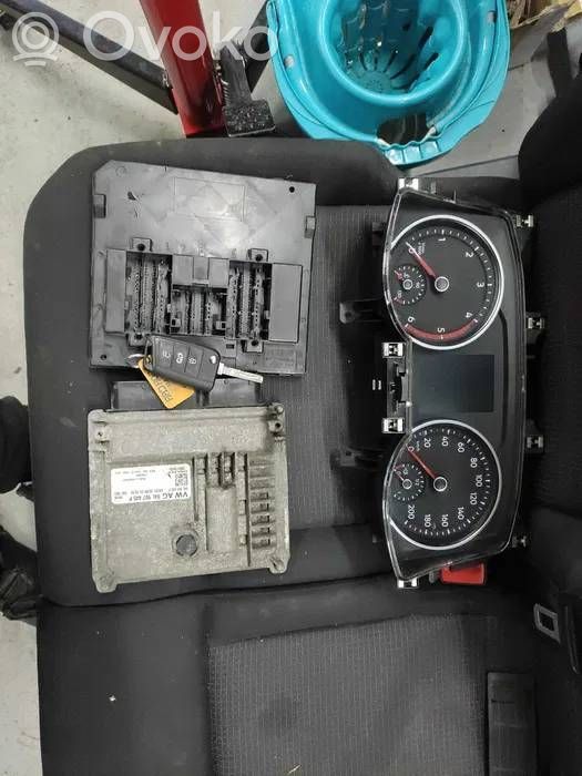 Engine control unit/module   04L907445P,28611625