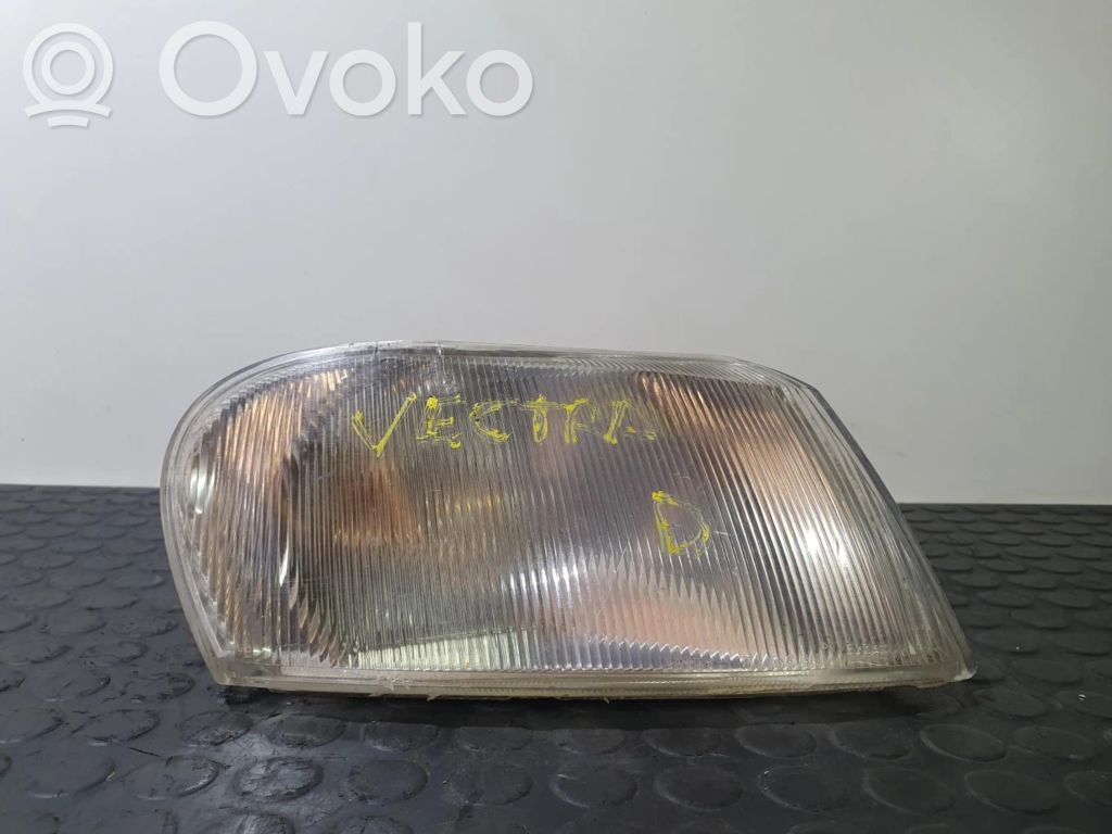 Opel Vectra B Front indicator light 