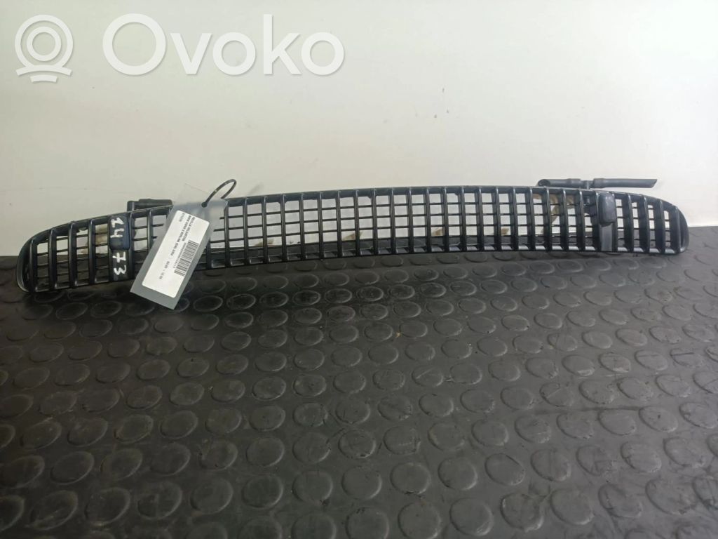 Grille de calandre avant   511370