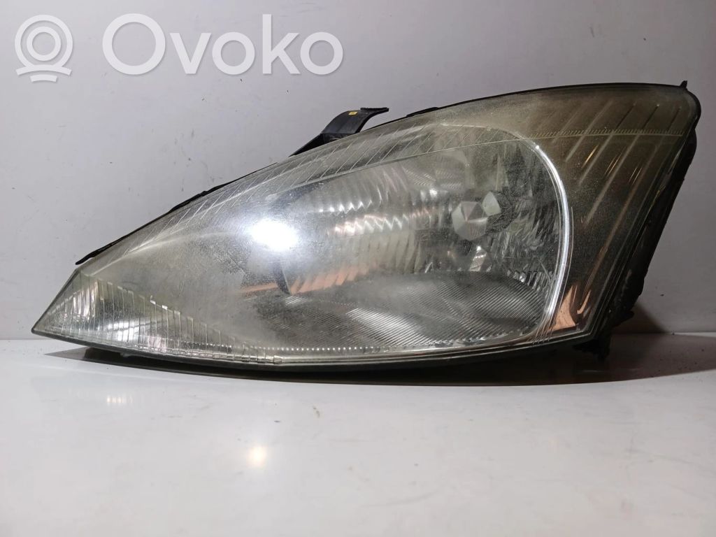 Ford Focus Headlight/headlamp 