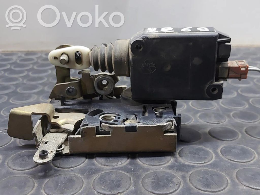 Front door lock