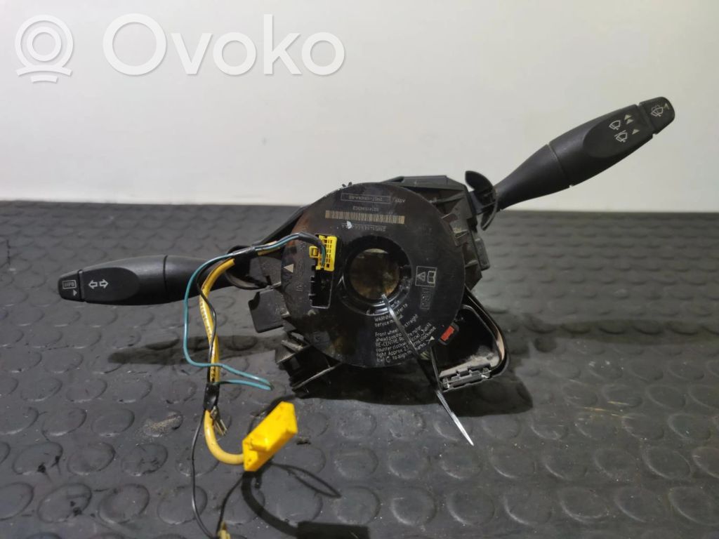 Ford Focus Multifunctional control switch/knob 