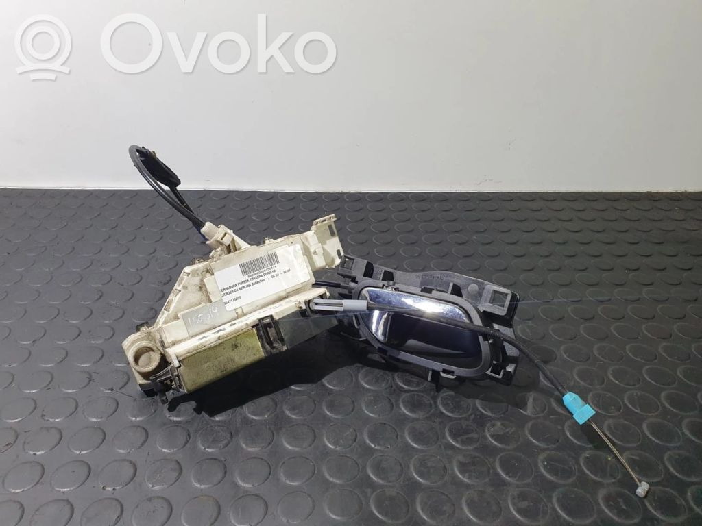 Citroen C4 I Takaoven lukko 