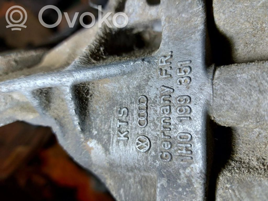 Volkswagen Golf III Caja de cambios manual de 5 velocidades 