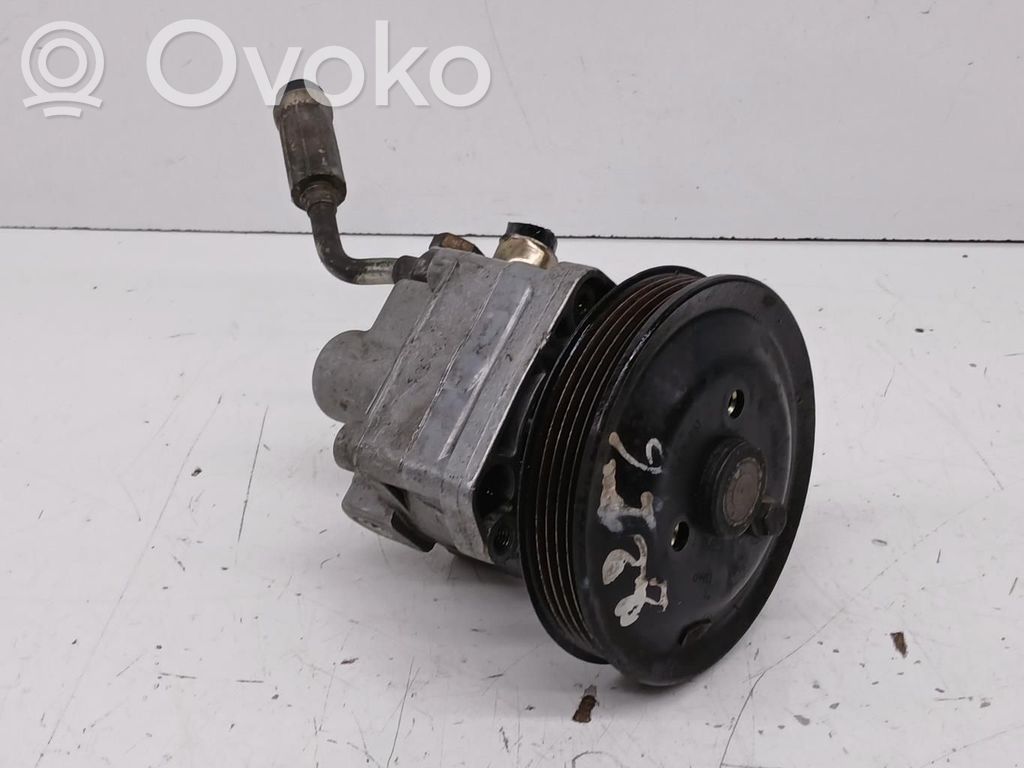 BMW 1 E81 E87 Ohjaustehostimen pumppu 