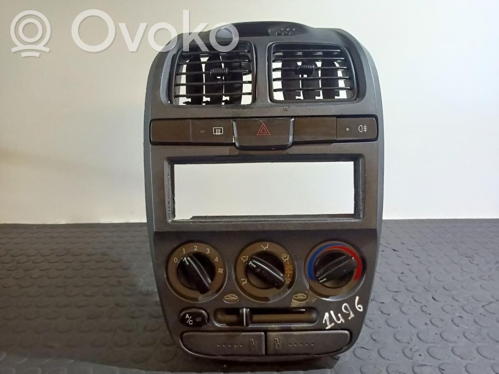 Hyundai Accent Climate control unit 