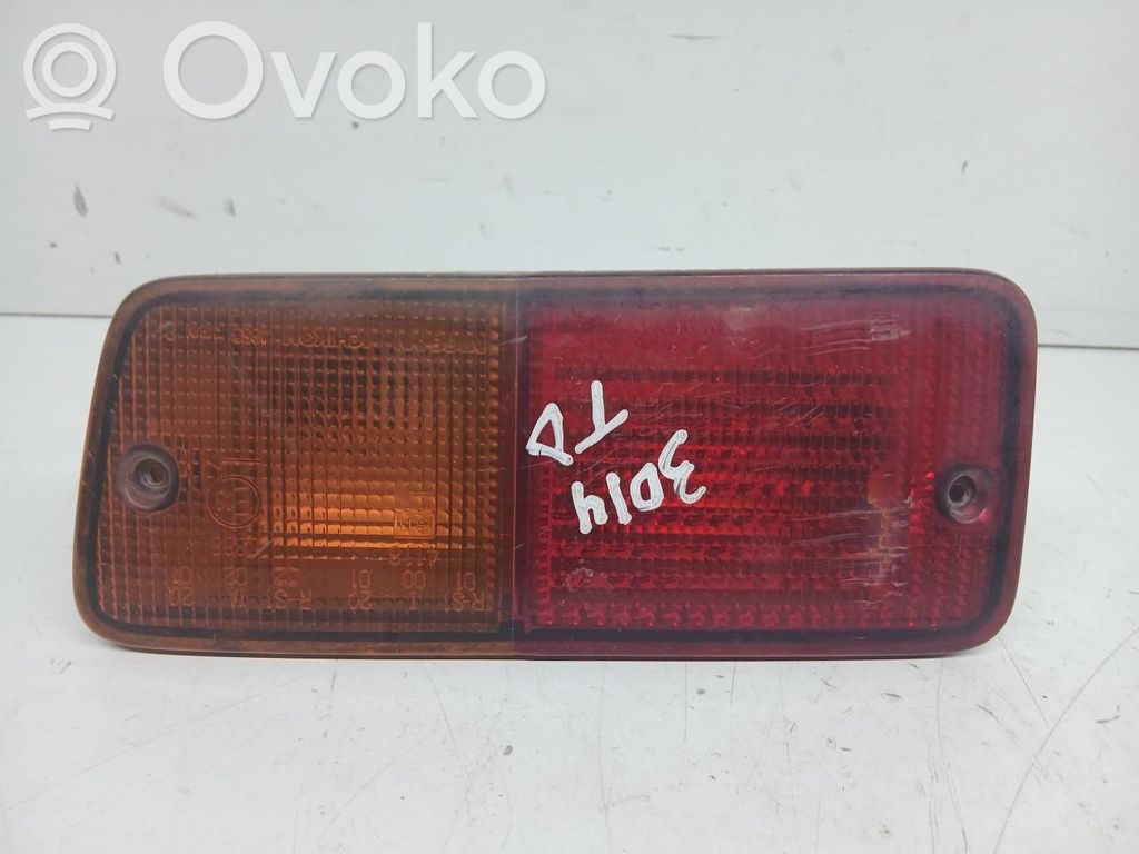 Nissan Patrol Y60 Lampă spate în caroserie 