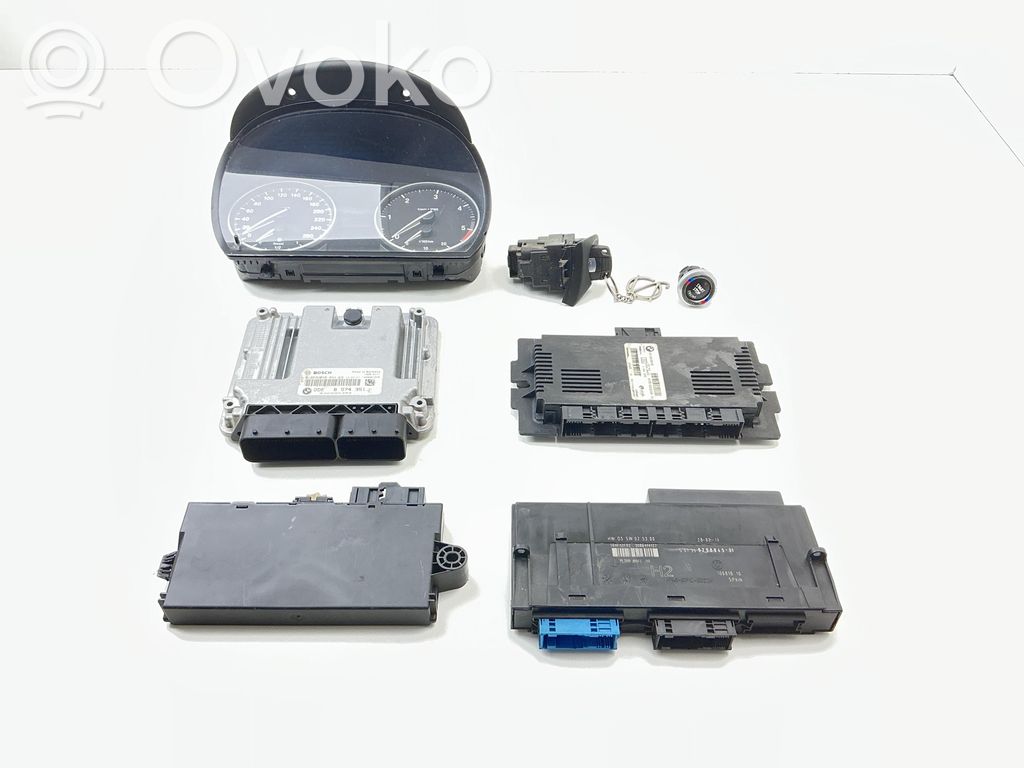 BMW X1 E84 Juego de cerradura y set ECU del motor 