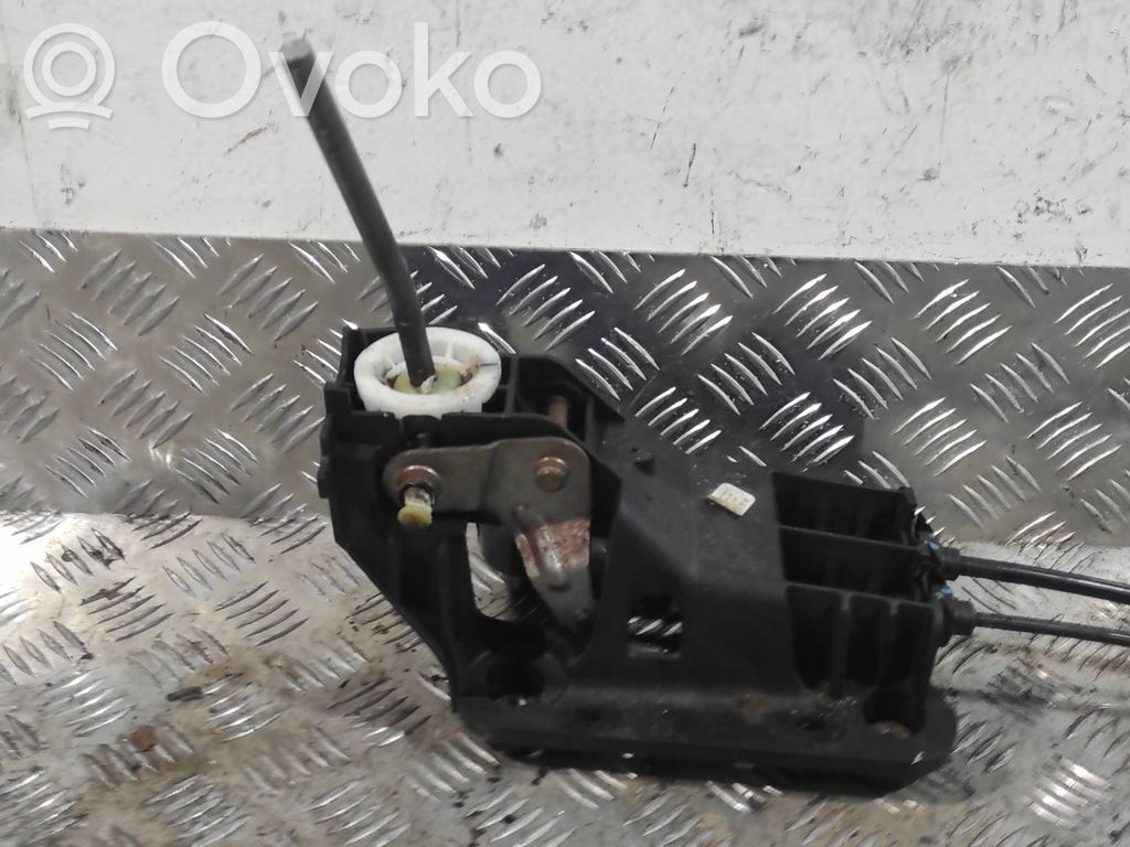 Peugeot 207 Gear shifter/selector 