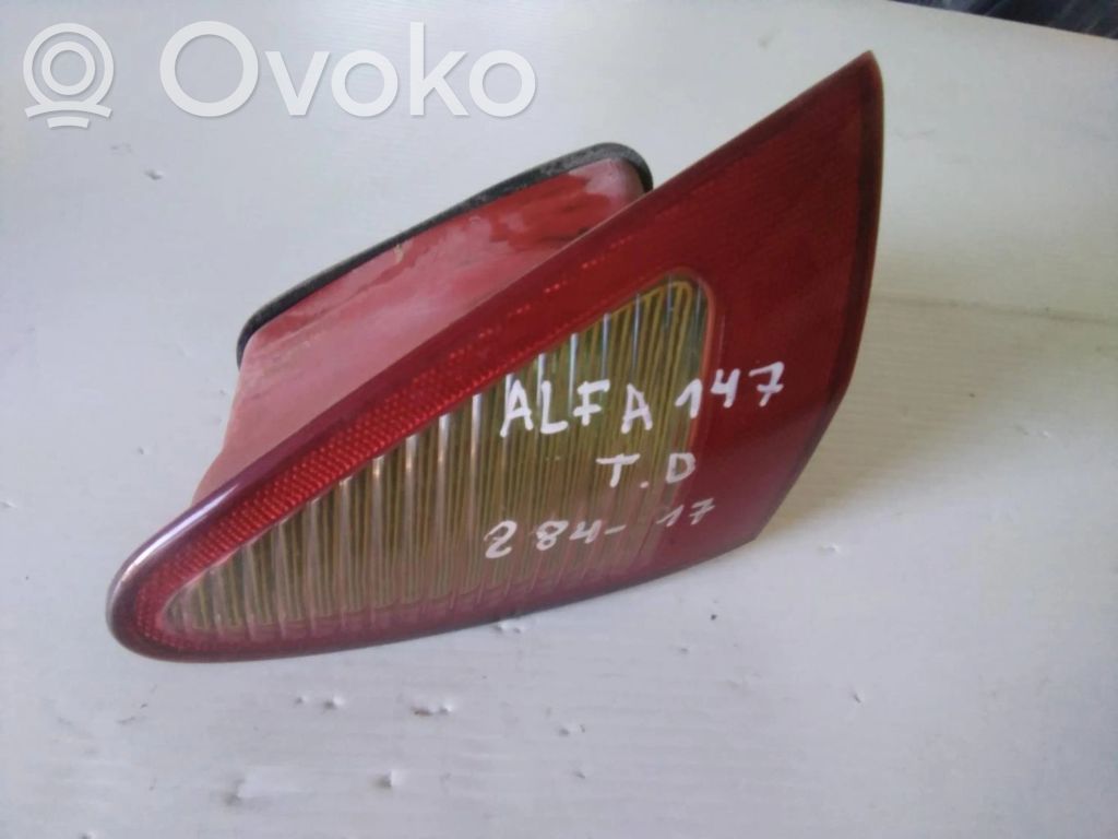 Alfa Romeo 166 Aizmugurējais lukturis virsbūvē 