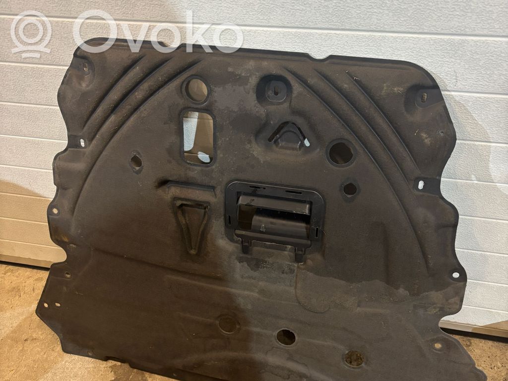 Engine splash shield/under tray   LX6B6B629