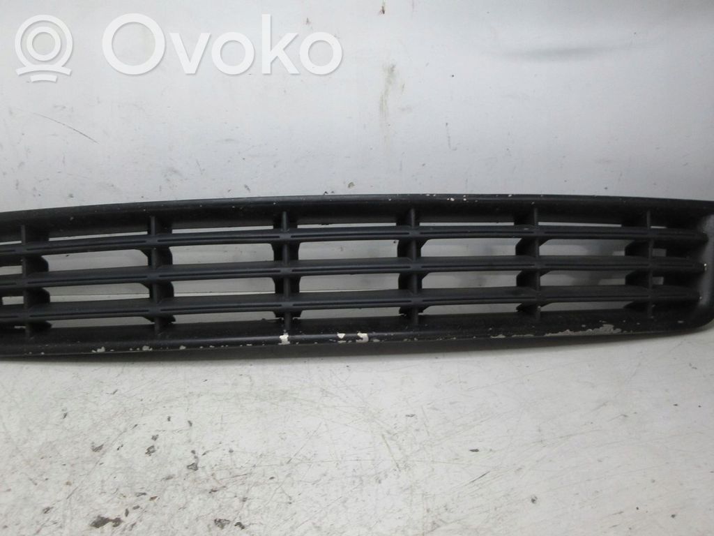 Audi A8 S8 D3 4E Front bumper lower grill 