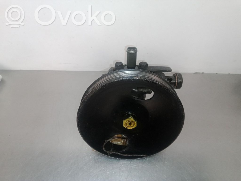 Power steering pump   5710038000