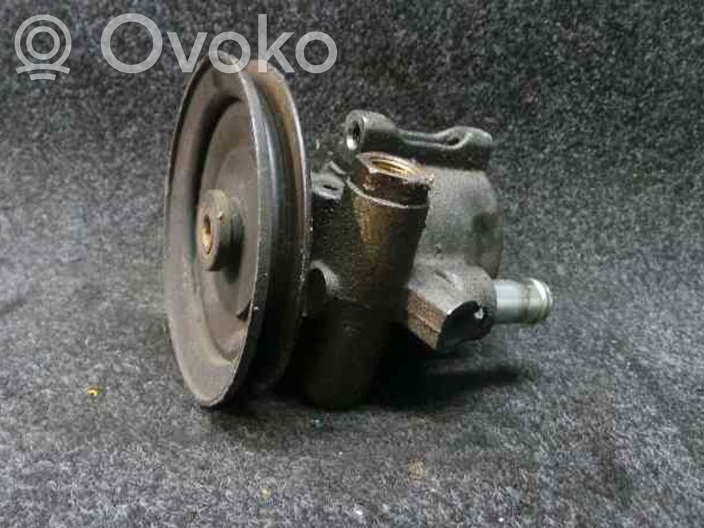 Opel Astra F Power steering pump 