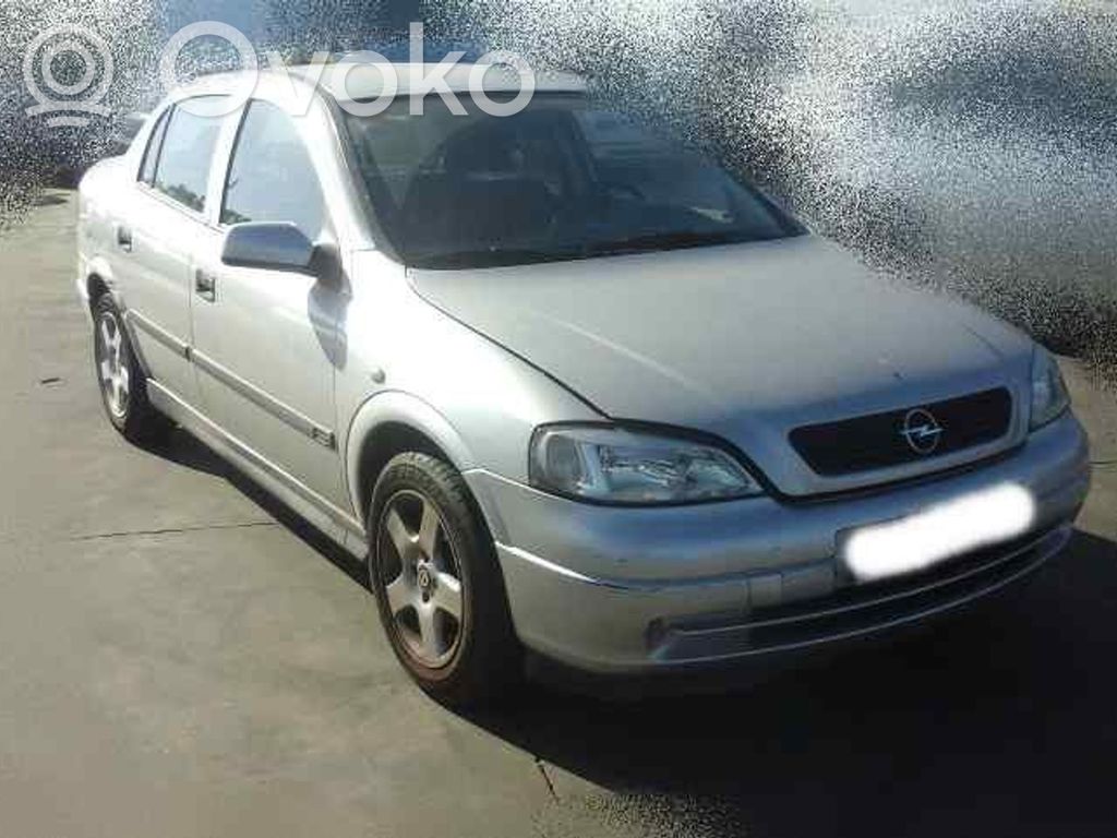 Opel Astra G Priekinis pusašis 