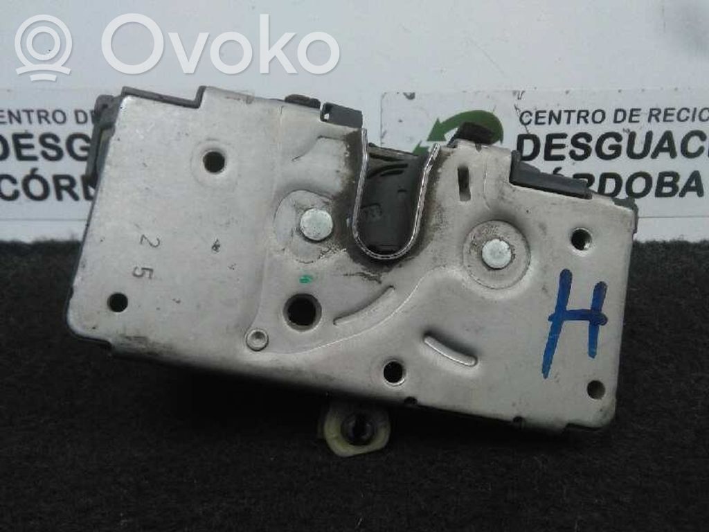 Peugeot Boxer Front door lock 