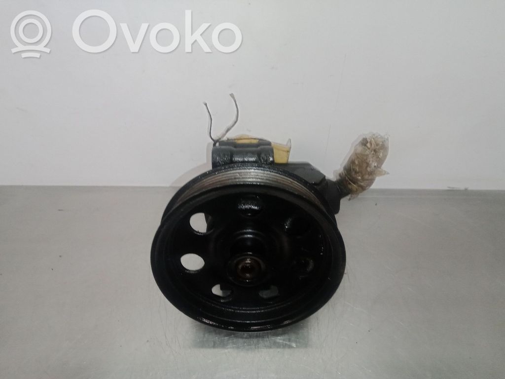 Ford Focus Power steering pump 