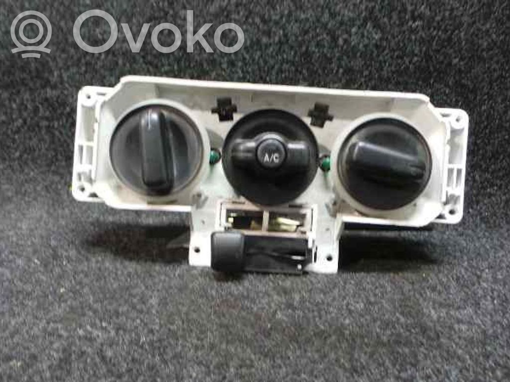 Suzuki Ignis Air conditioner control unit module 