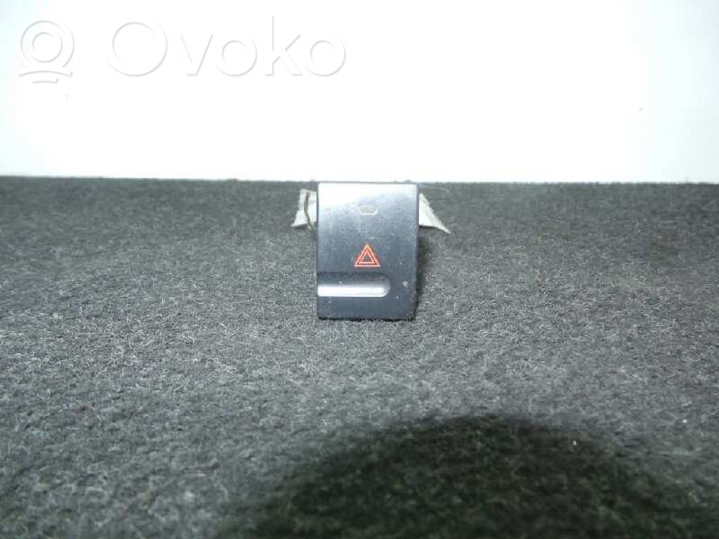 Peugeot 406 Hazard light switch 