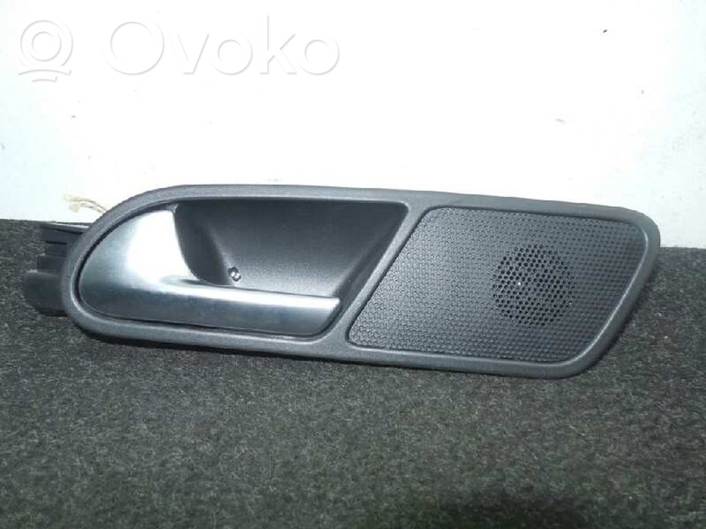Manecilla interna puerta trasera   5N0839113ABCD