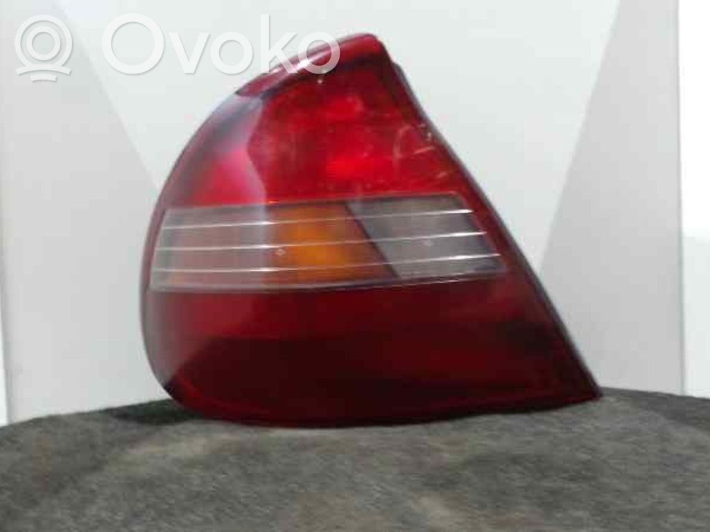 Rear/tail lights   9698