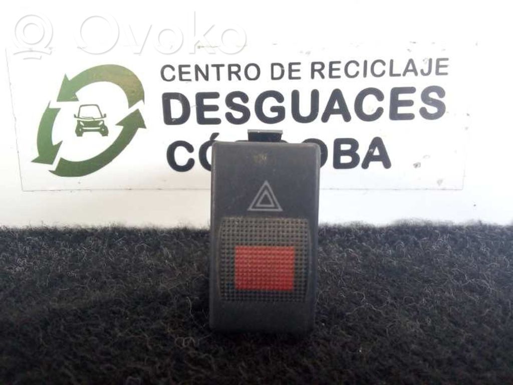 Hazard light switch   4D0941509,7PIN