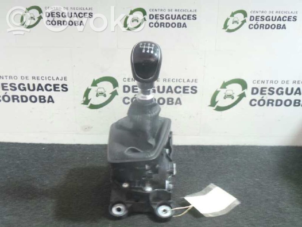 Gear shift rod   F1FR7C453CKF,6VELOCIDADES,CAMBIOMANUAL