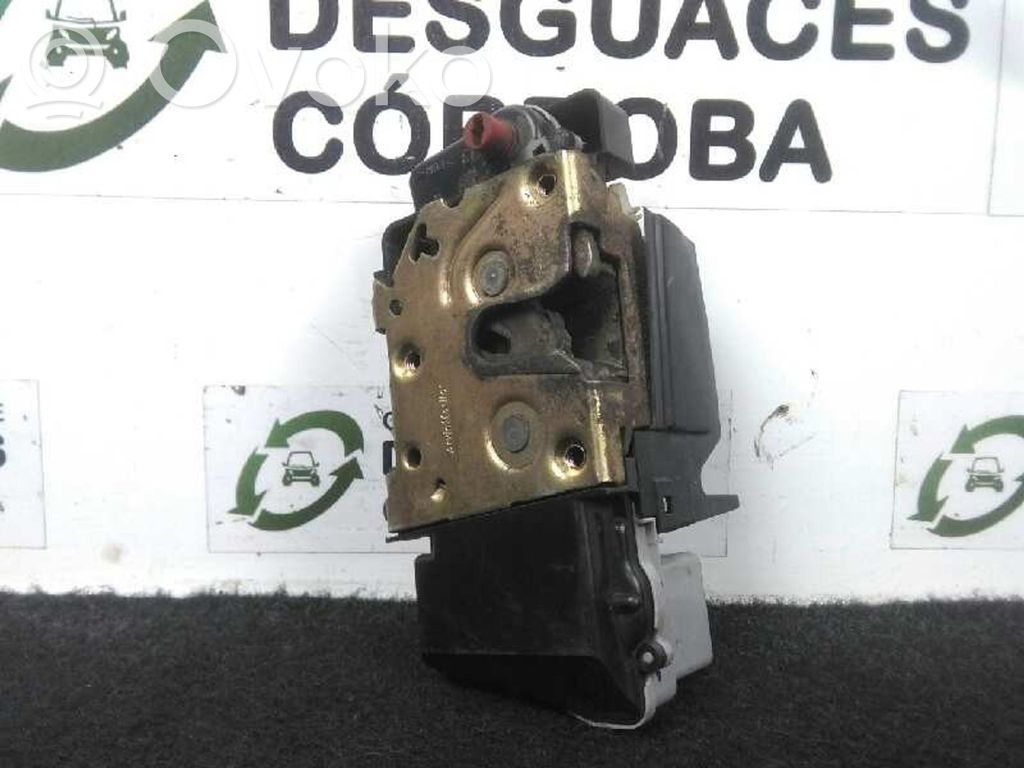 Citroen C5 Rear door lock 