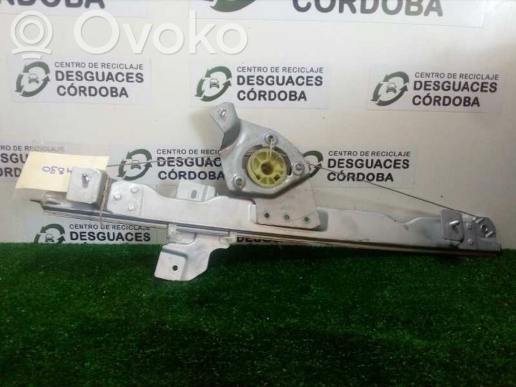 Dacia Sandero Front door electric window regulator 