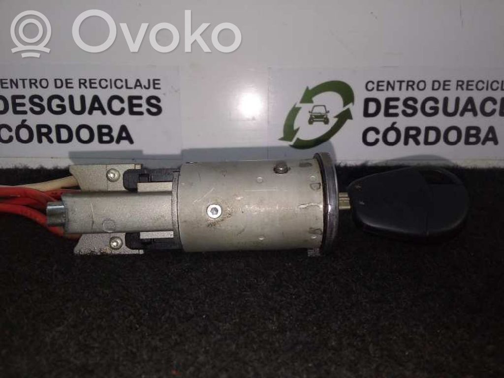 Aizdedzes atslēga   3CONECTORES,6CABLES
