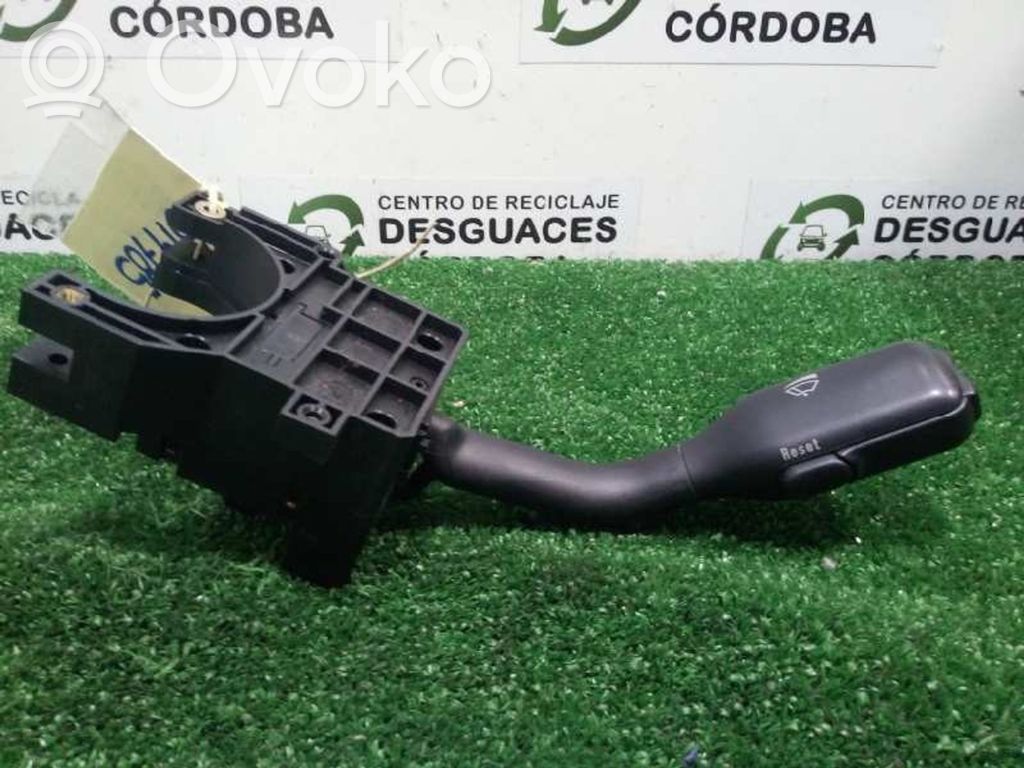 Schalter Hebel Scheibenwischer   4D0953503B