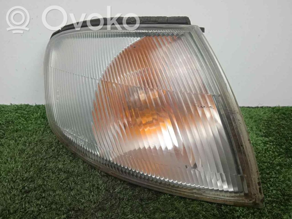 Nissan Almera Front indicator light 