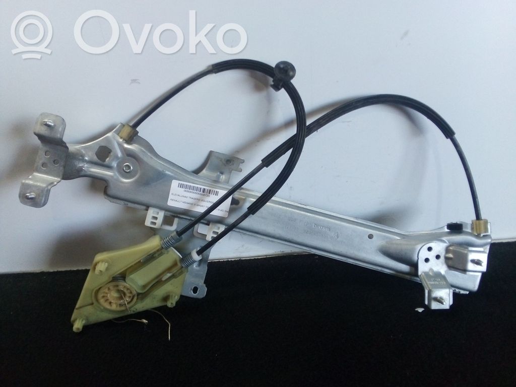 Renault Megane III Rear window lifting mechanism without motor 
