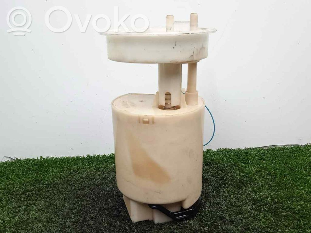 Skoda Octavia Mk1 (1U) In-tank fuel pump 