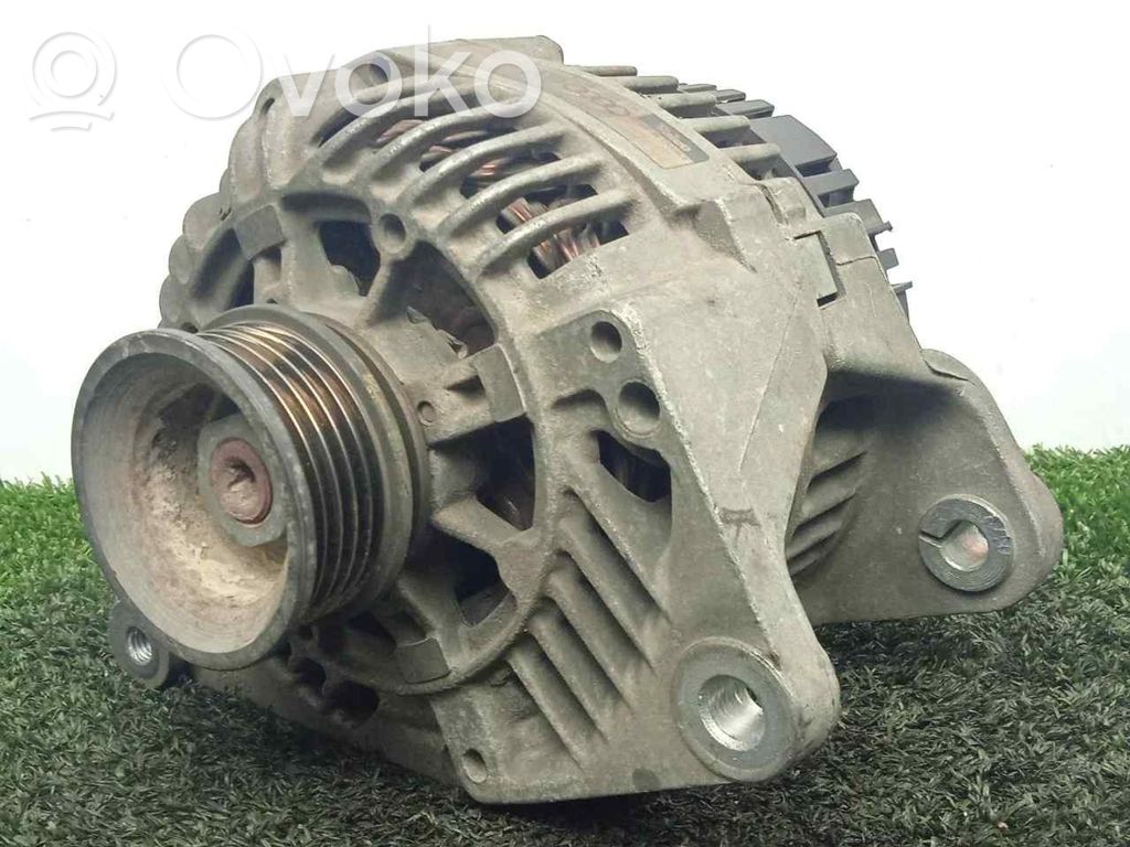 Audi A4 S4 B5 8D Generator/alternator 