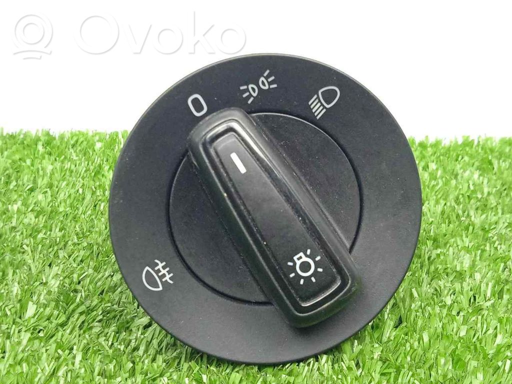 Skoda Fabia Mk3 (NJ) Multifunkcinis valdymo jungtukas/ rankenėlė 