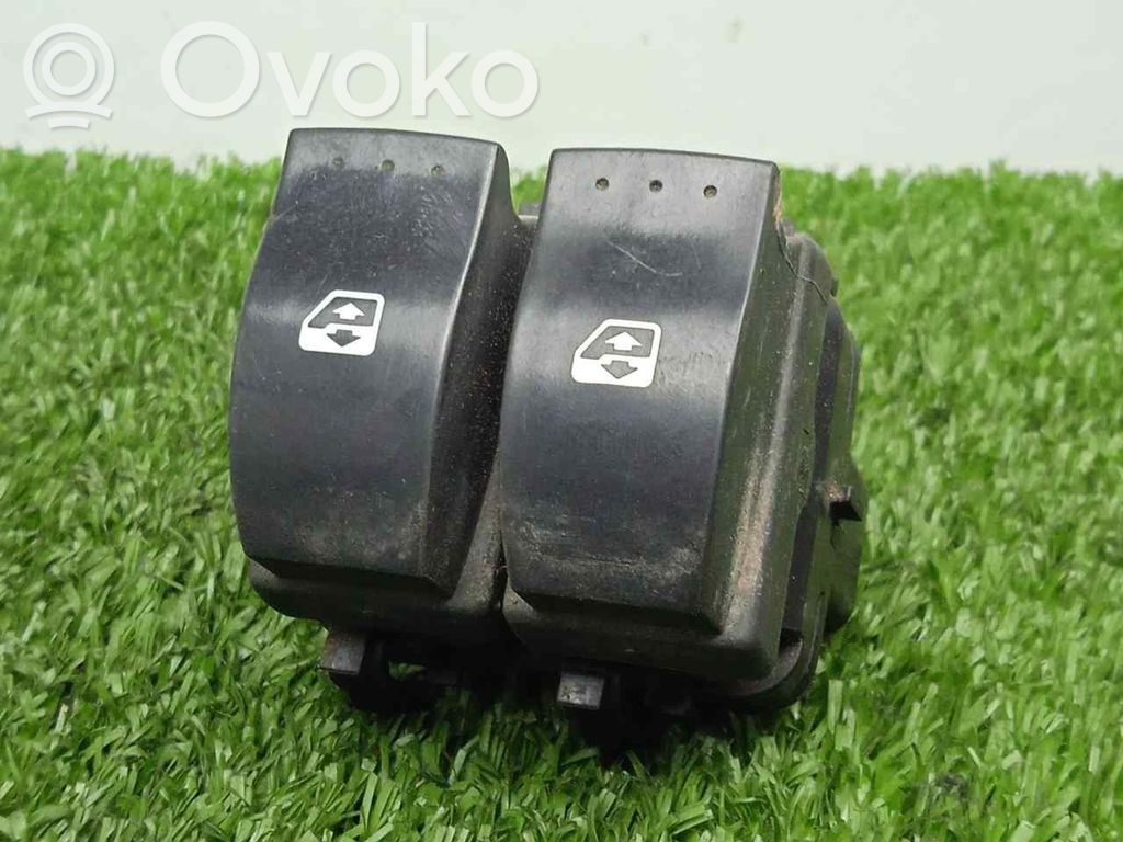 Electric window control switch   CONECTRONEGRO