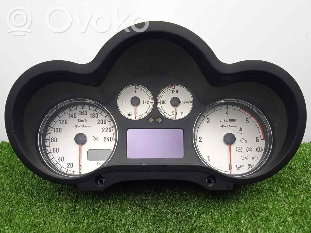 Speedometer (instrument cluster)
