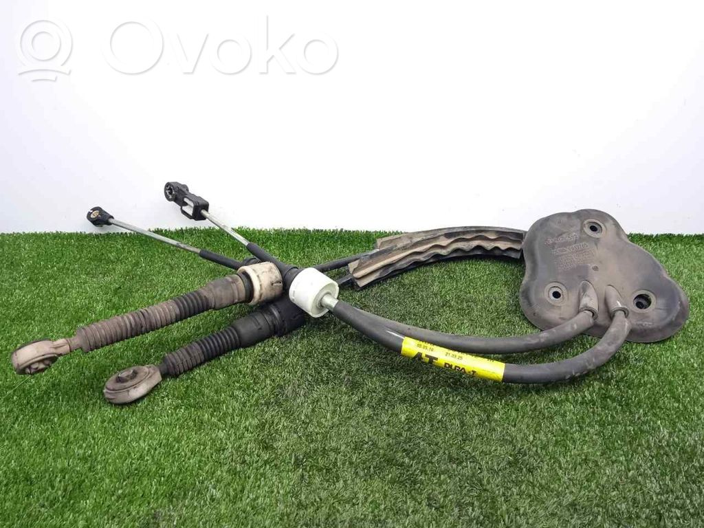 Gear shift cable linkage   8200781046,MANUAL6V