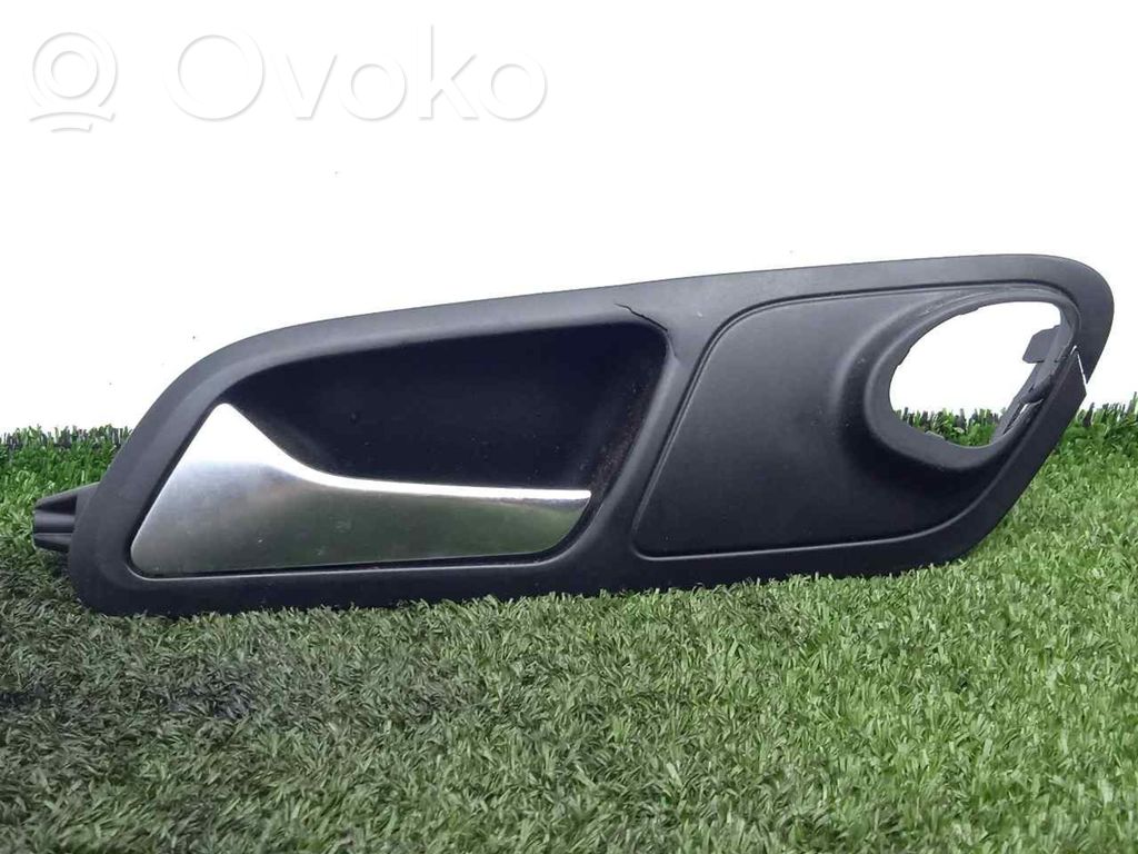 Volkswagen Passat Alltrack Rear door interior handle 