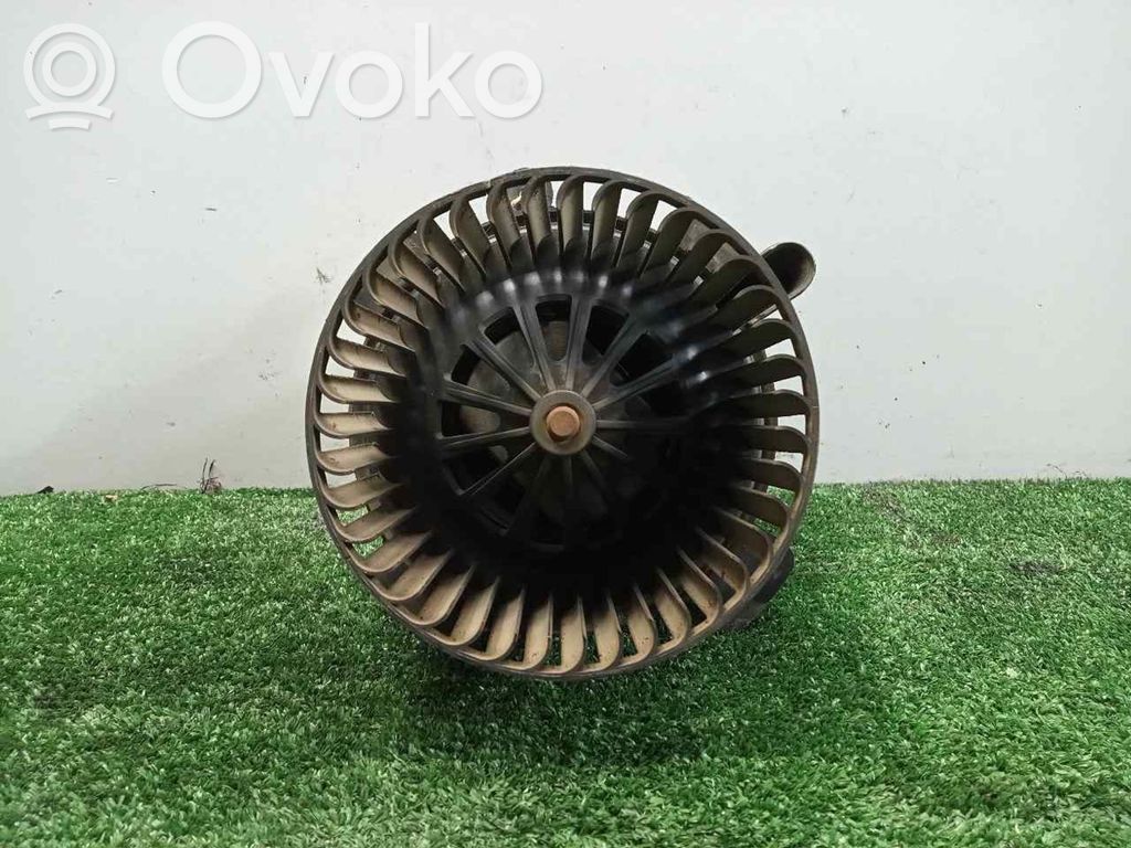 Peugeot 307 Mazā radiatora ventilators 