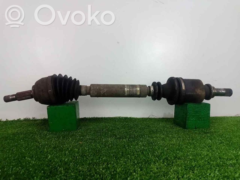 Etuvetoakseli   8200432515,SINCORONA,L675MM