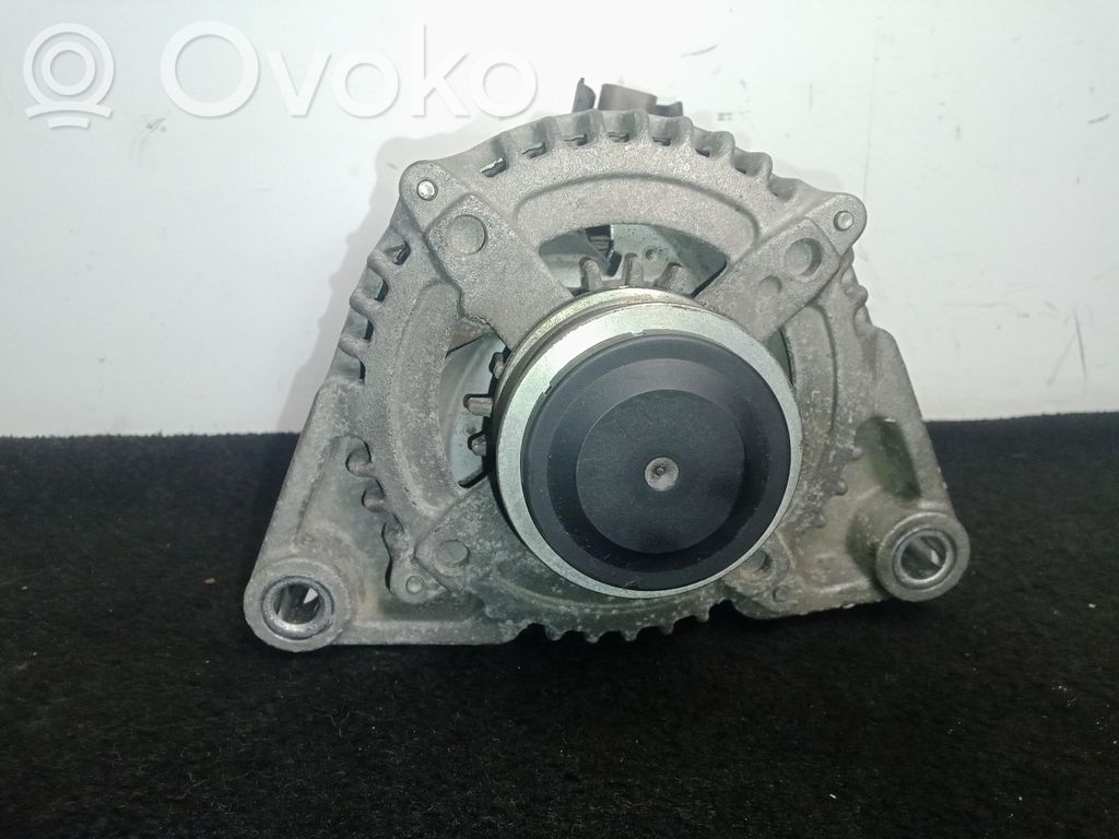 Opel Corsa E Generatorius 